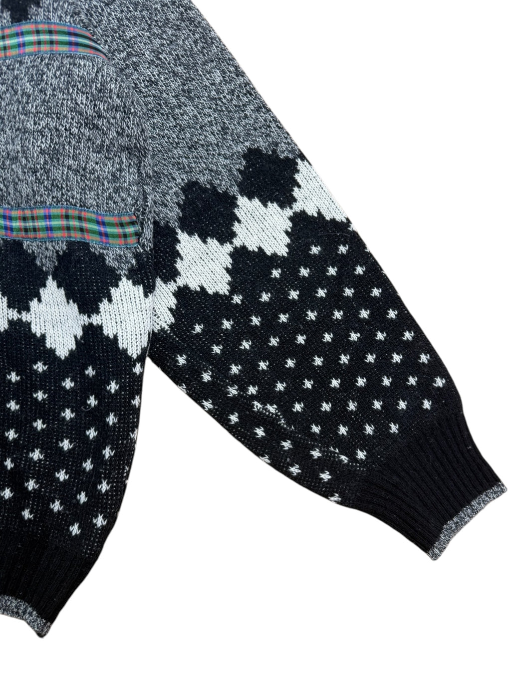 Chipie 80s Embroidered Roll Neck Knit