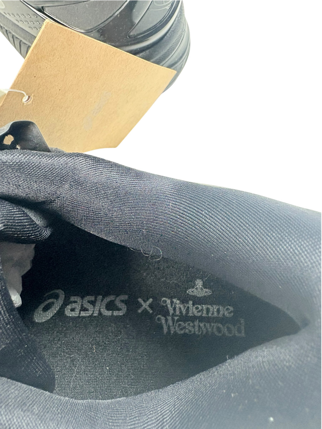 Vivienne Westwood × ASICS GEL-KAYANO 26