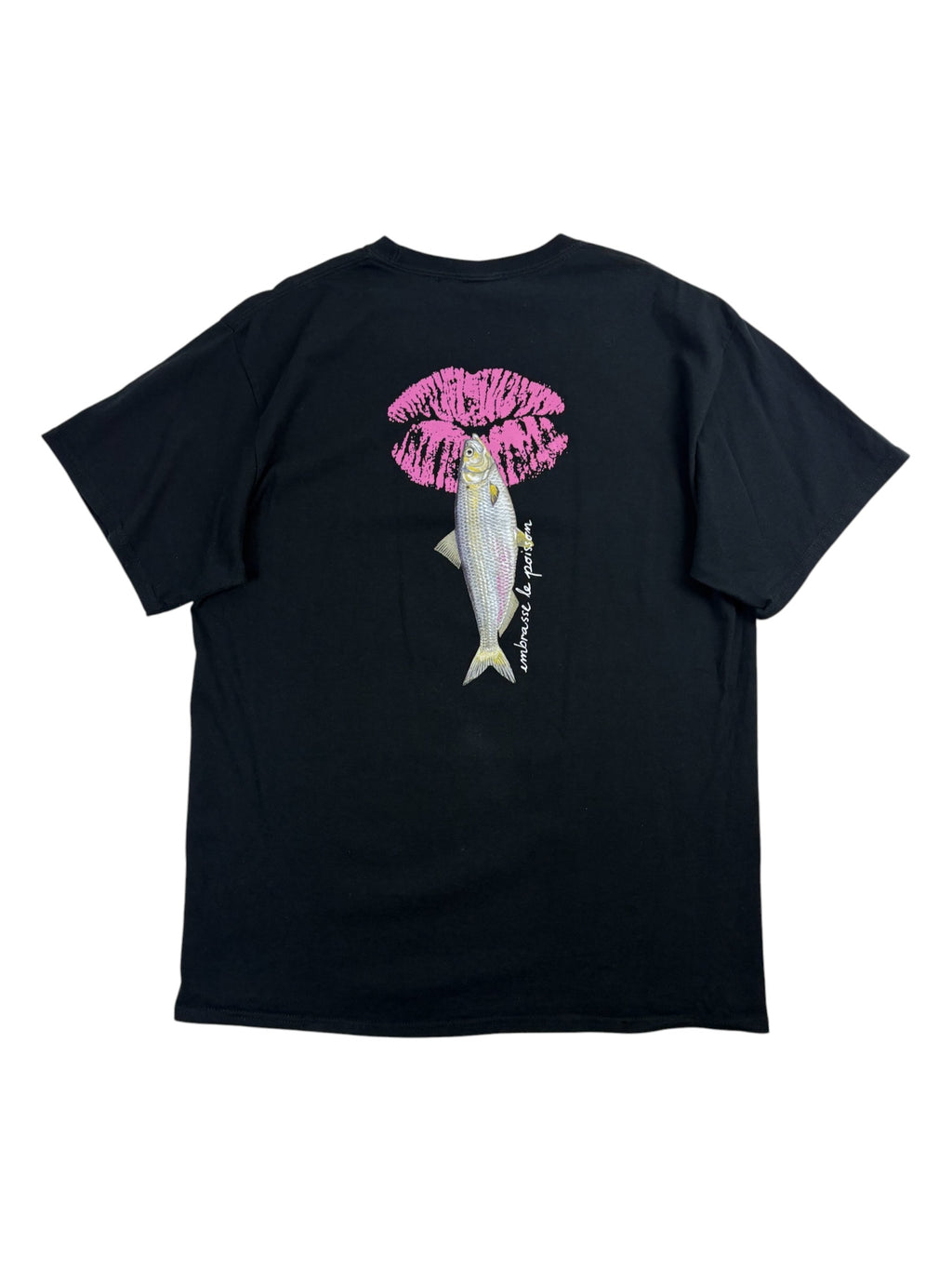 Noah Embrasse Le Poisson Black T-Shirt.