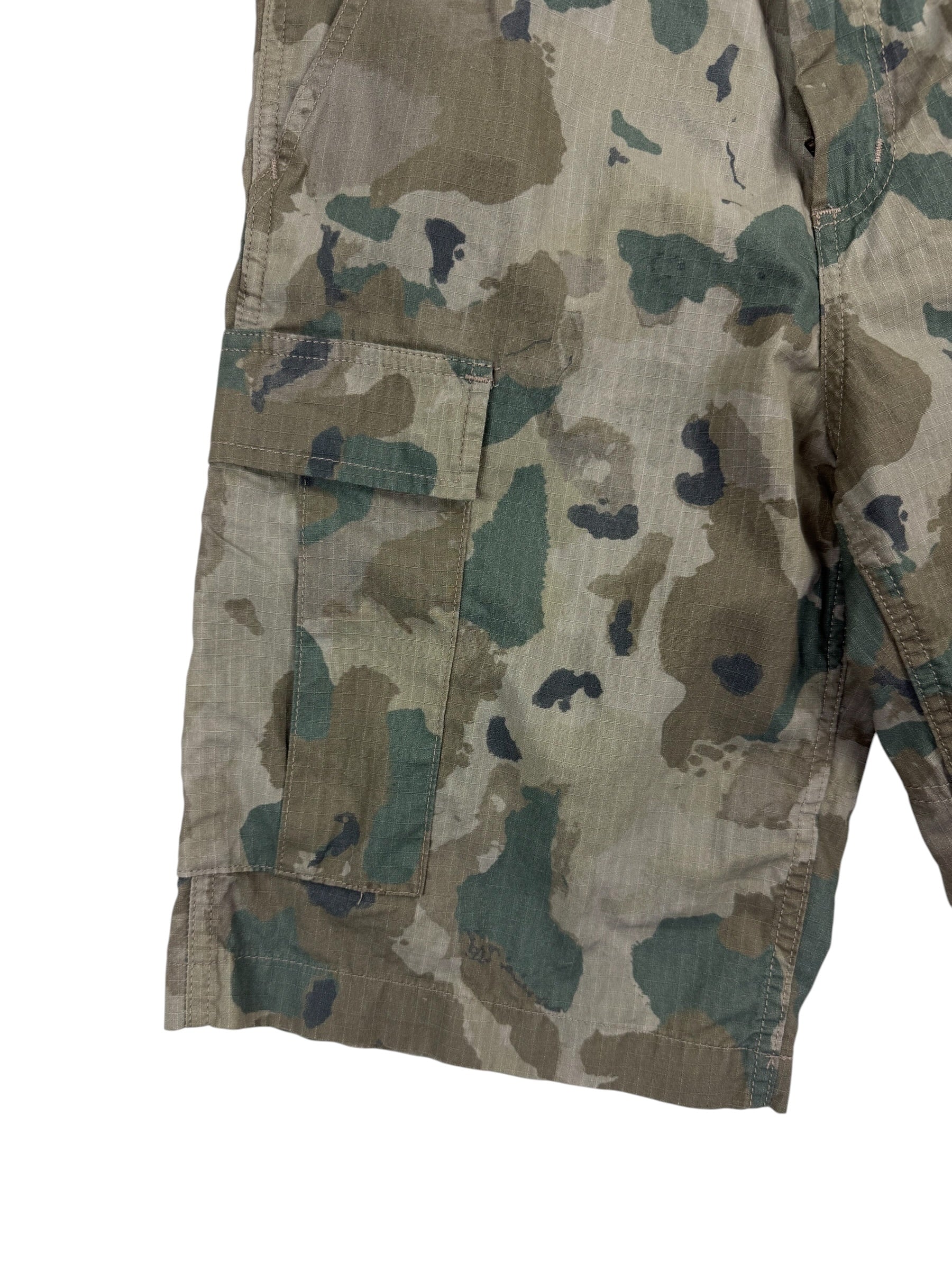Carhartt WIP Cargo Camo Shorts