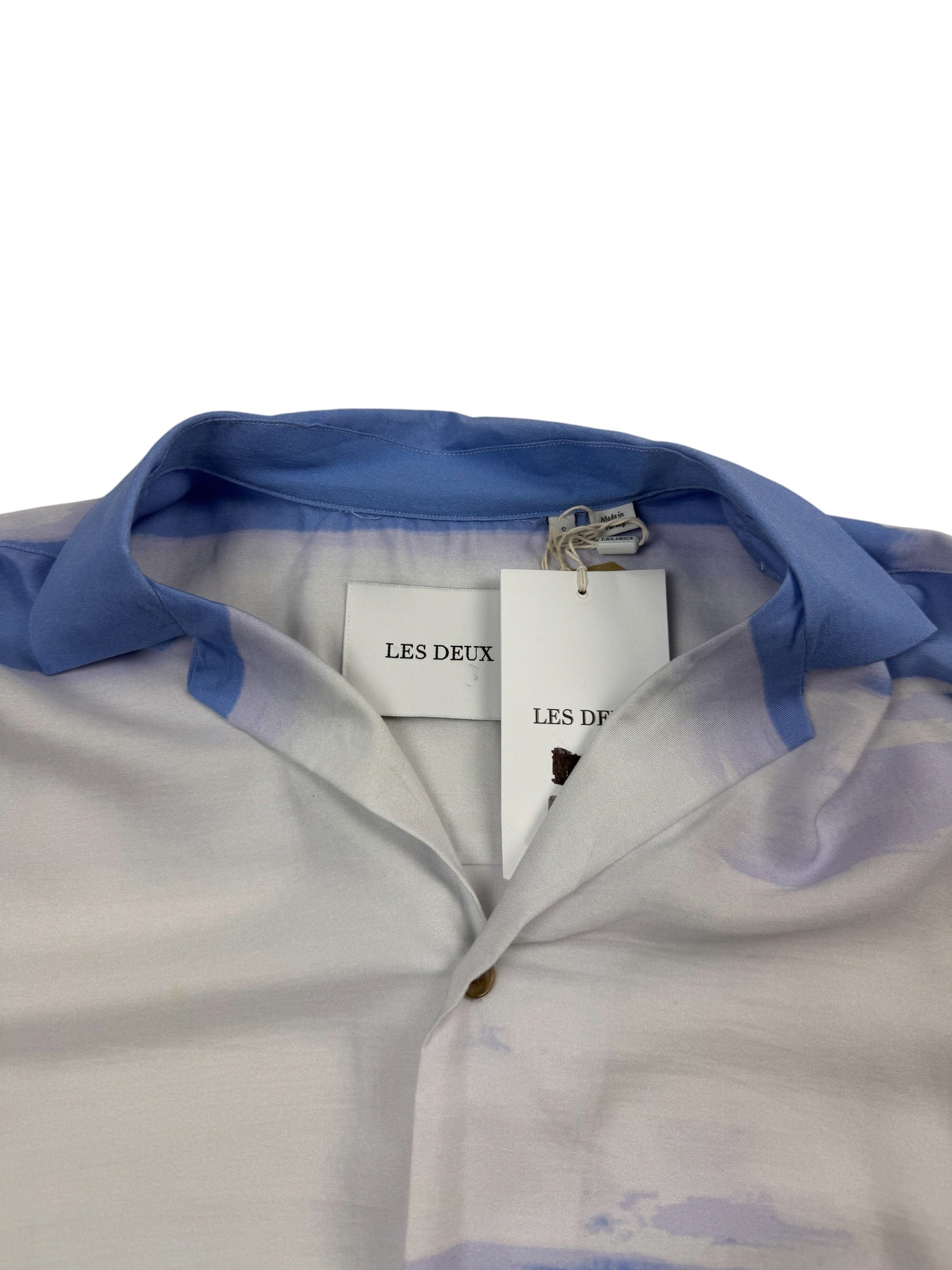 Les Deux Coastal AOP SS Blue Shirt