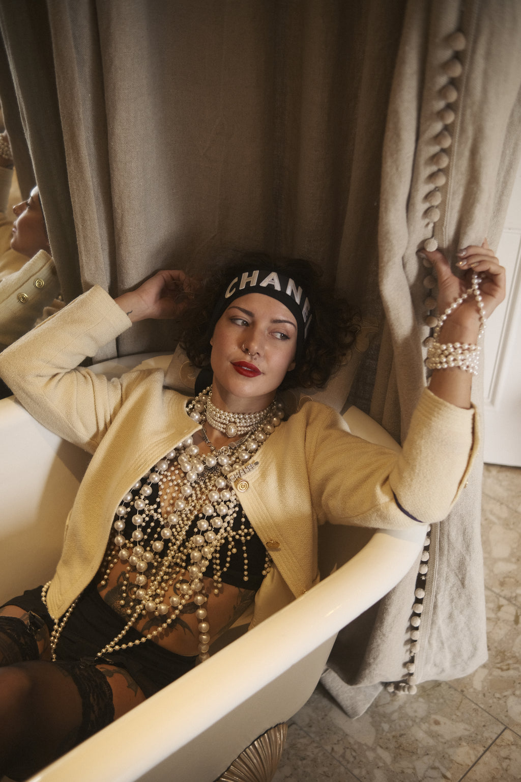 Chanel Boutique Spring / 1993 Tweed Boucle Jacket