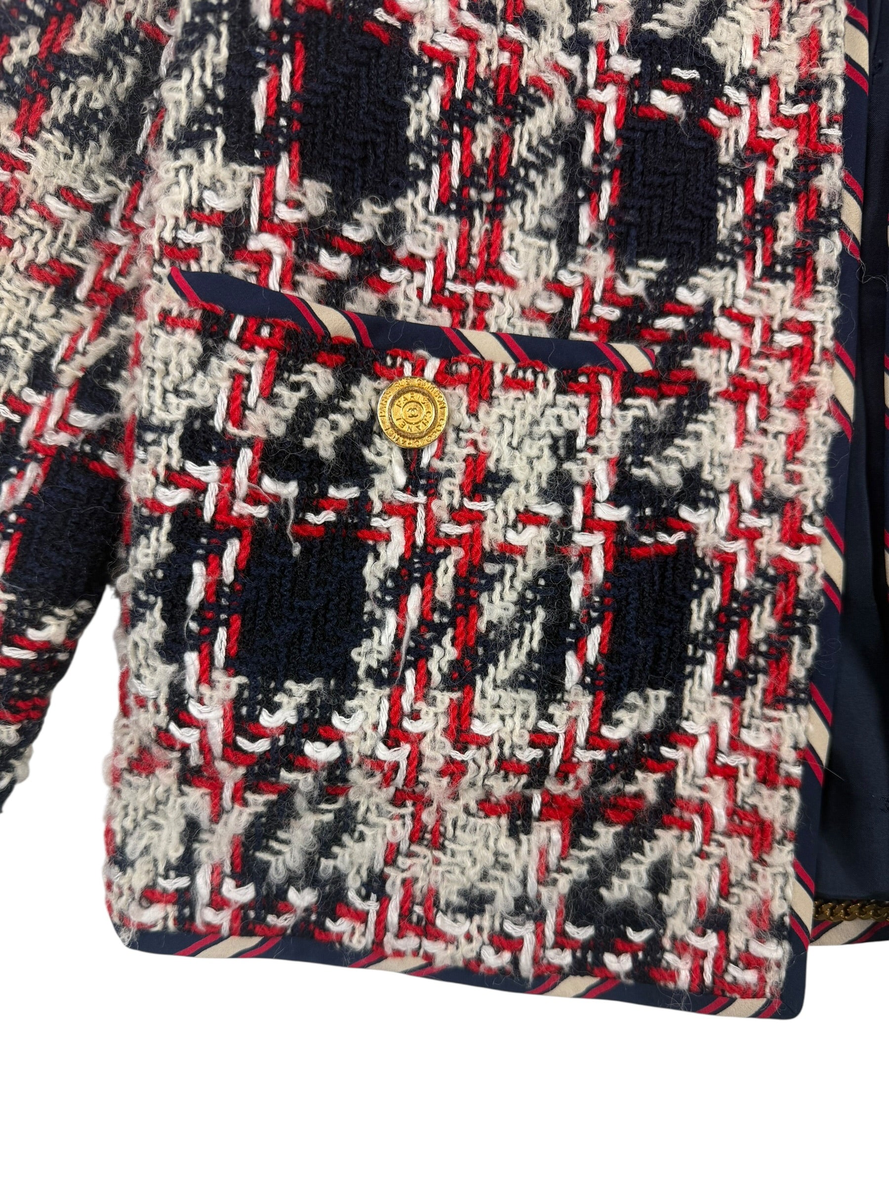 Chanel Boutique FW / 1995 Tweed Jacket