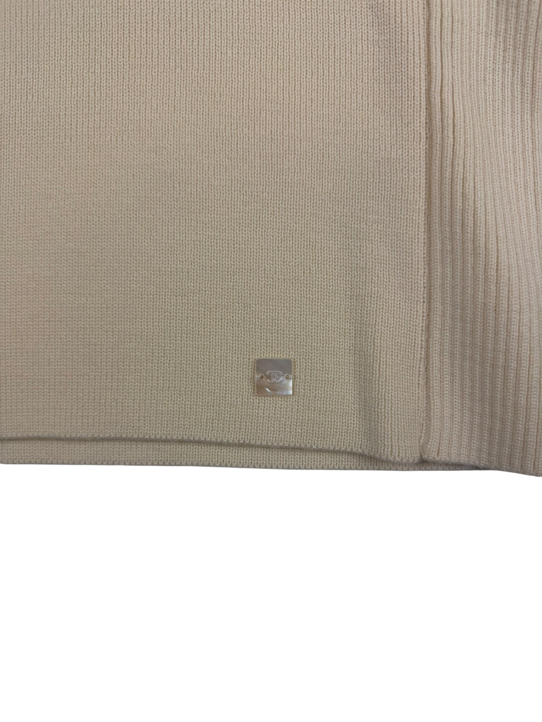 Chanel FW / 2000 Wool Turtle Neck