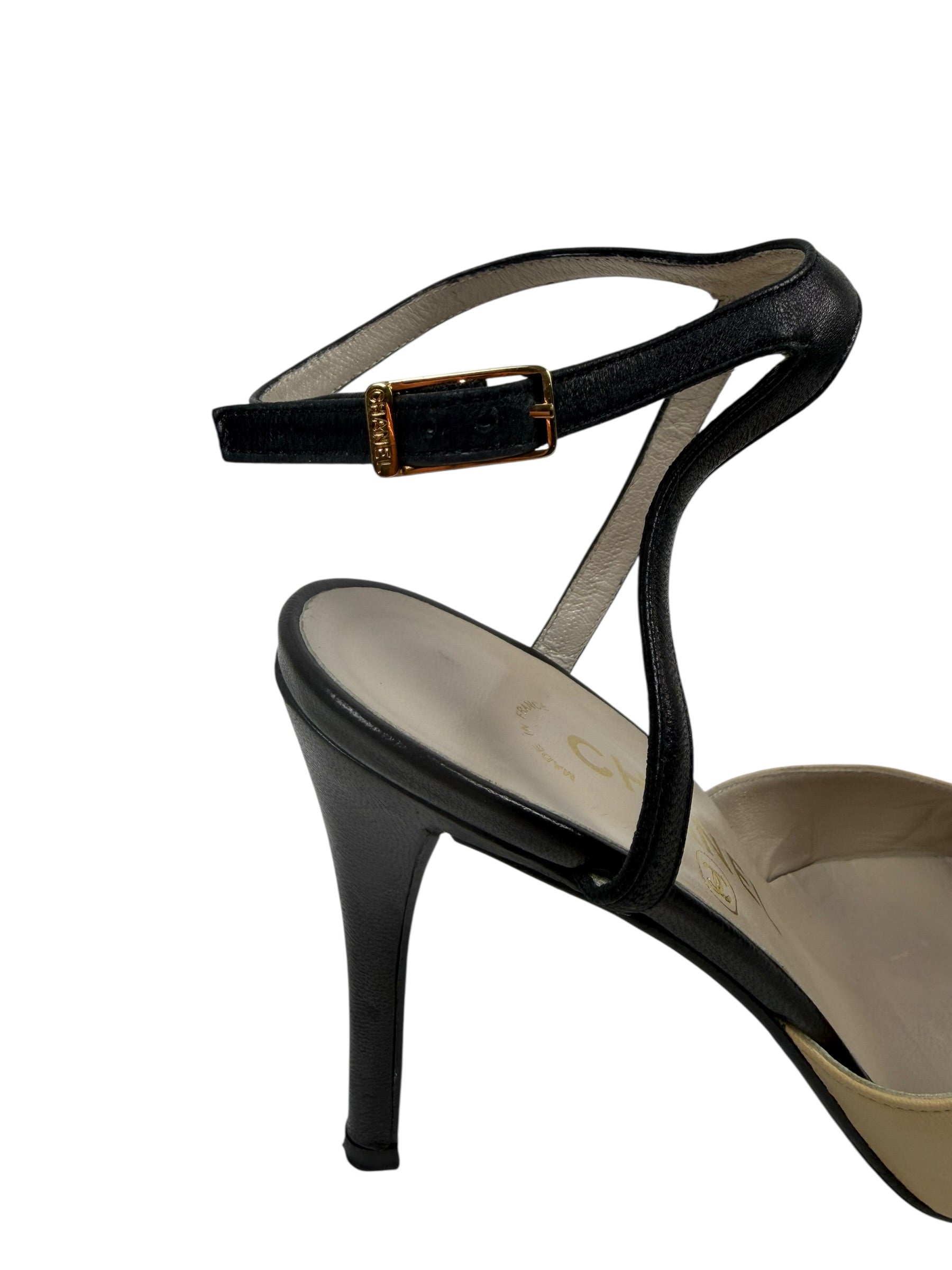 Chanel Autumn / 2000 Two Tone Leather Slingback Heel