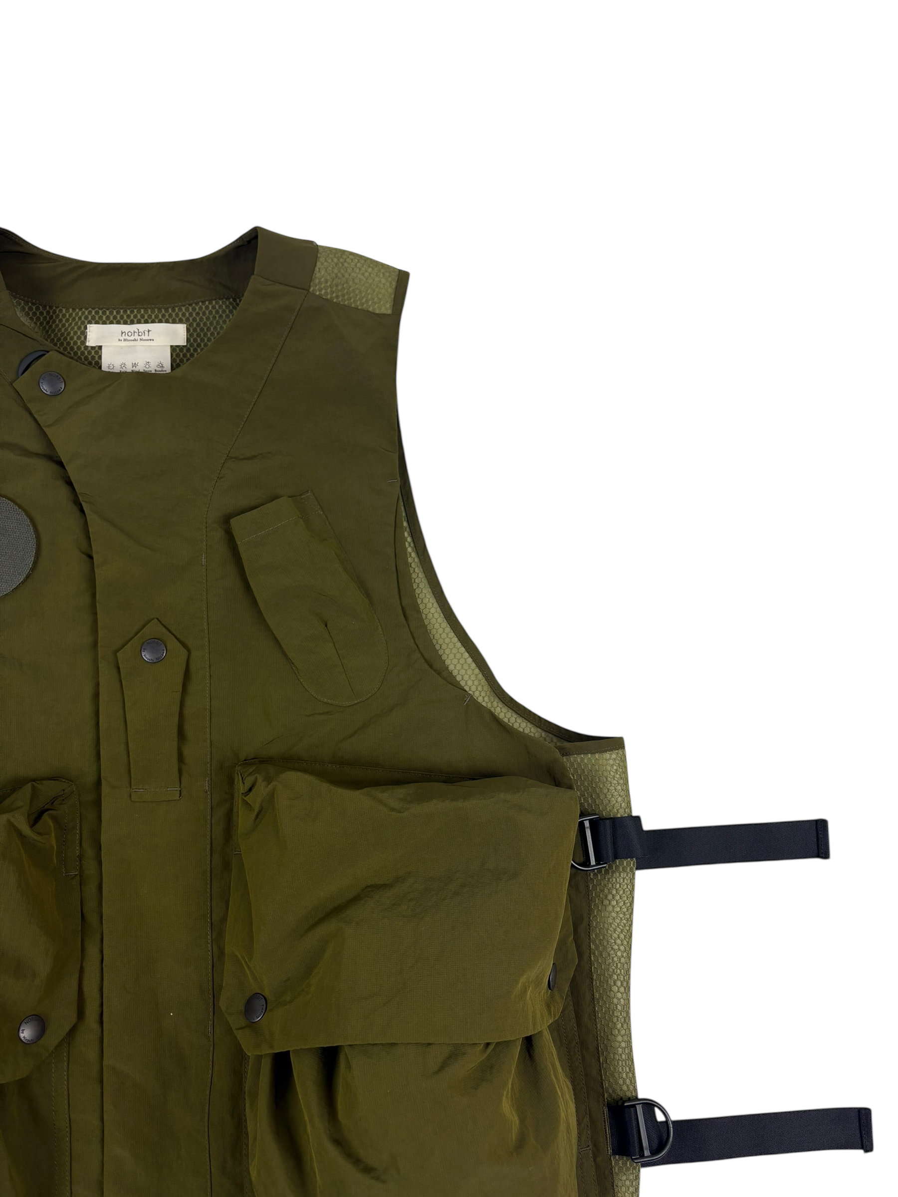 Norbit by Hiroshi Nozawa Field Hike Vest